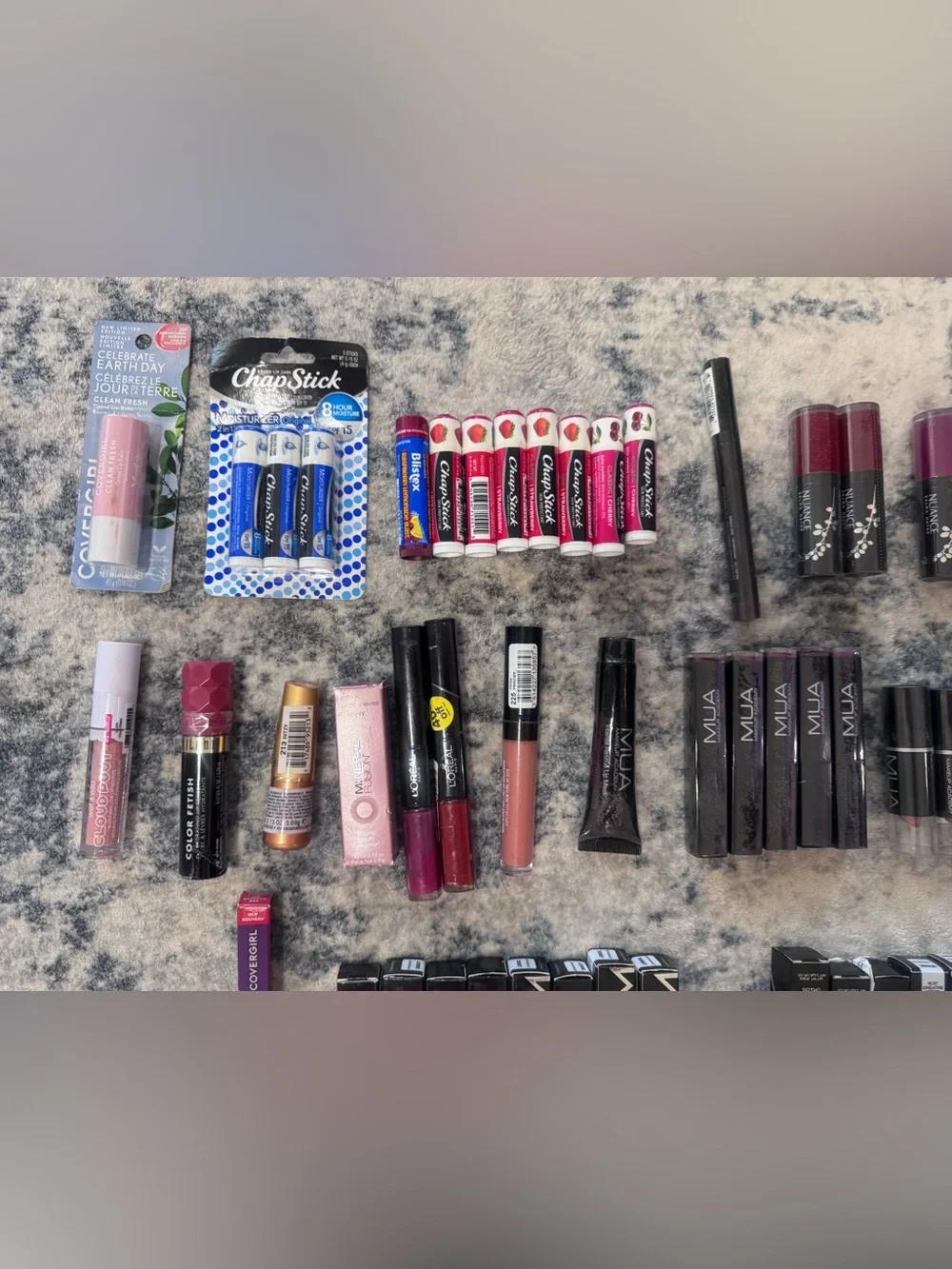 L’oreal Starway Lipstick Gloss Wholesale Bulk Makeup Cosmetics (Lot Of 64)